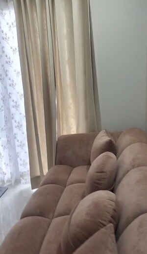 Room in 3 BHK Apartment at Pratap Vihar – for Sale