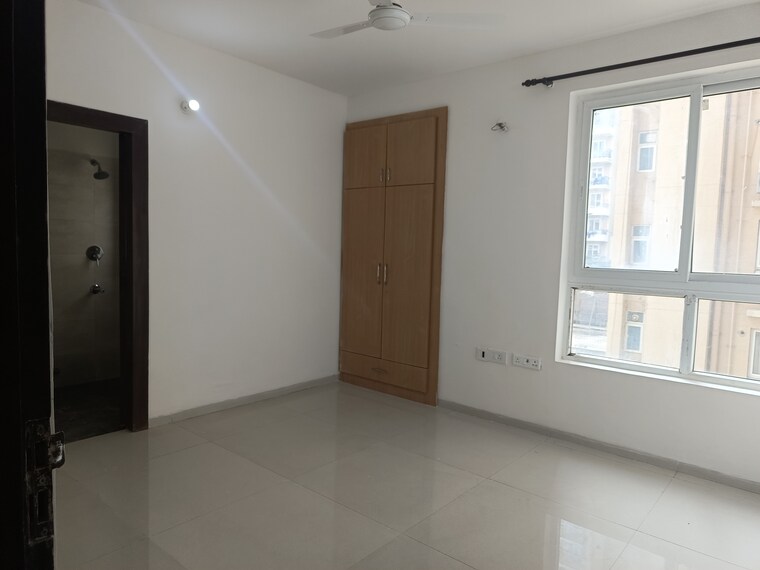 Room, tulip-violet 3 Bedroom 1578 Sq.Ft. Apartment In Sector 69 Gurgaon 9493797