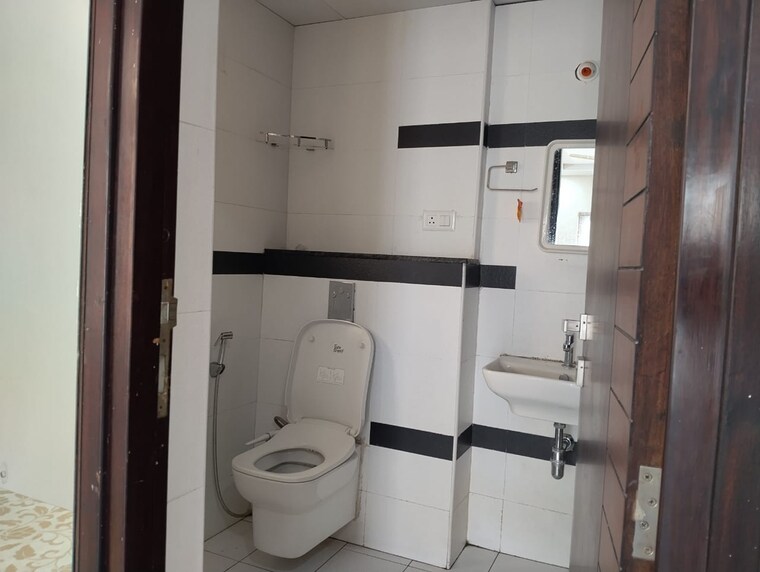 Bathroom, indu-arcade-puppalaguda 3 Bedroom 1750 Sq.Ft. Apartment In Puppalaguda Hyderabad 9493795
