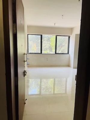 Room in  Office Space at Sterling Blooms, Rahatani – for Rent