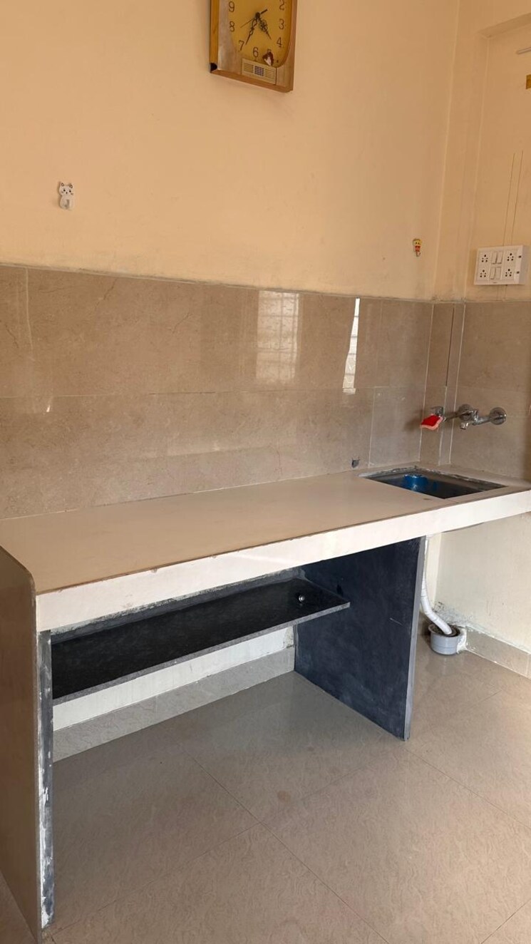 Kitchen, chandan nagar 1 RK 300 Sq.Ft. Independent House In Chandan Nagar Pune 9493825