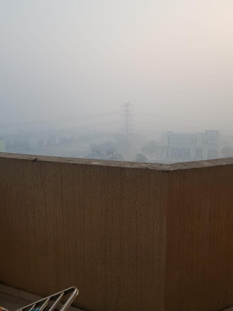 Room, pyramid-pride 2 Bedroom 580 Sq.Ft. Apartment In Sector 76 Gurgaon 9493888