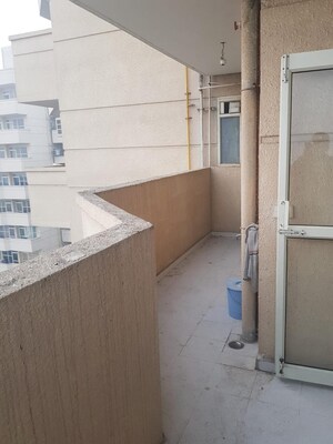 Bathroom in 2 BHK Apartment at Pyramid Pride, Sector 76 – for Sale