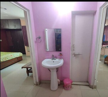 Bathroom in 2 BHK Apartment at Saraswati Apartments, Gomti Nagar – for Rent