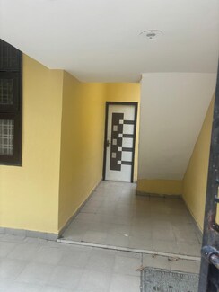 Plot For Sale in Dhavalgiri Apartment Sector 11