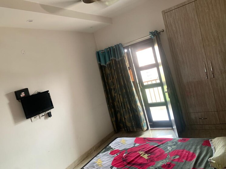 Bedroom, pir machalla 3 Bedroom 1850 Sq.Ft. Apartment In Pir Machalla Zirakpur 9493919