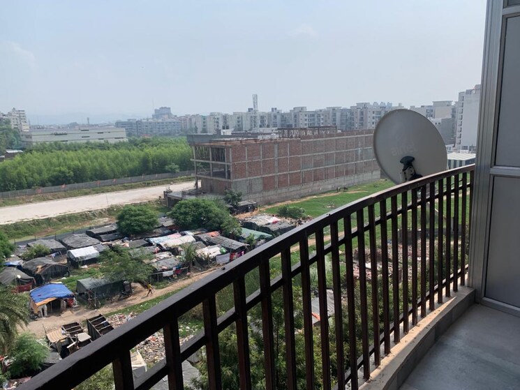 Balcony, pir machalla 3 Bedroom 1850 Sq.Ft. Apartment In Pir Machalla Zirakpur 9493919