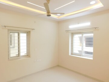 Room in 3 BHK Apartment at Chilcon Mayan, Manikonda – for Rent