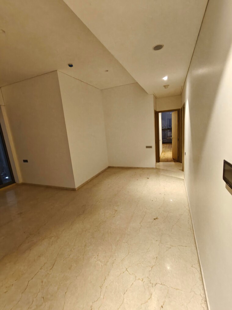 Room, rustomjee-crown 4 Bedroom 1700 Sq.Ft. Apartment In Prabhadevi Mumbai 9493921