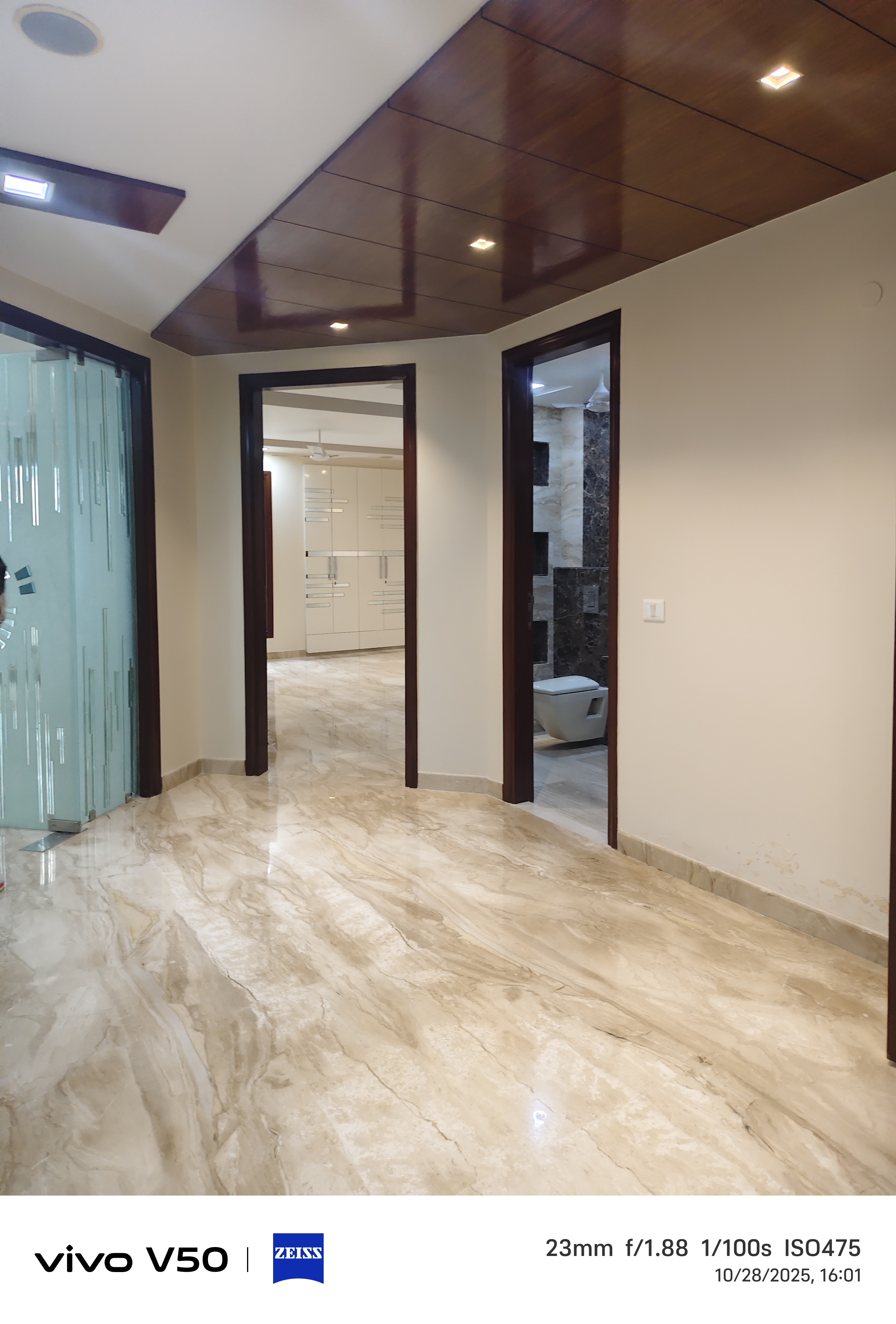 3 BHK + Servant Room Builder Floor For Rent in Greater Kailash I