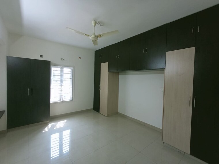 Room, syamala nagar 3 Bedroom 1545 Sq.Ft. Apartment In Syamala Nagar Guntur 9493974
