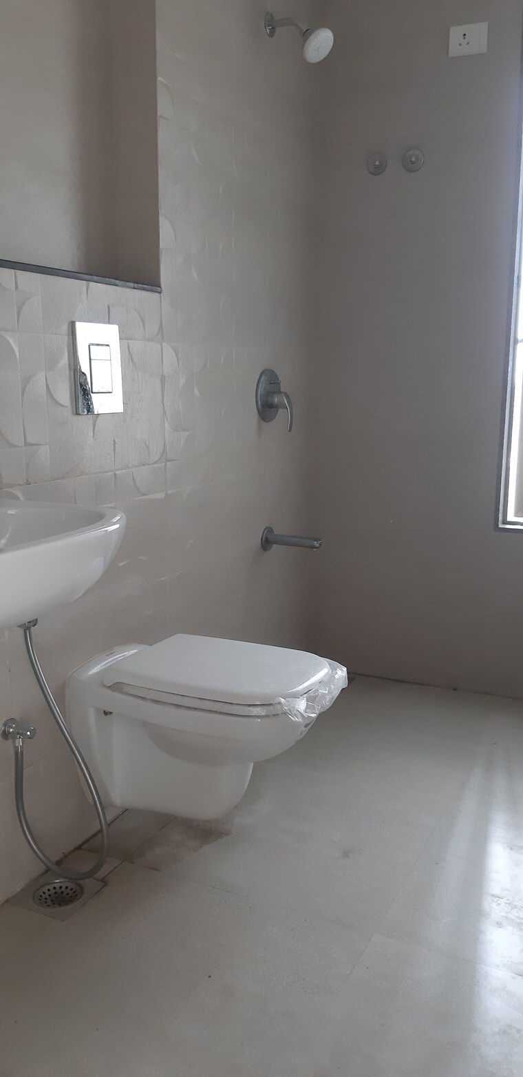 Bathroom, sona-asteria-heights 2 Bedroom 958 Sq.Ft. Apartment In Prabhadevi Mumbai 9493955