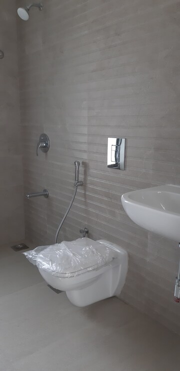 Bathroom in 2 BHK Apartment at Sona Asteria Heights, Prabhadevi – for Sale