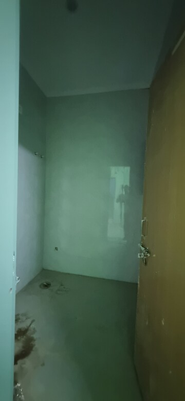 Bathroom in 1.5 BHK Builder Floor at Sai Kunj New Palam  vihar, New Palam Vihar Phase 3 – for Rent