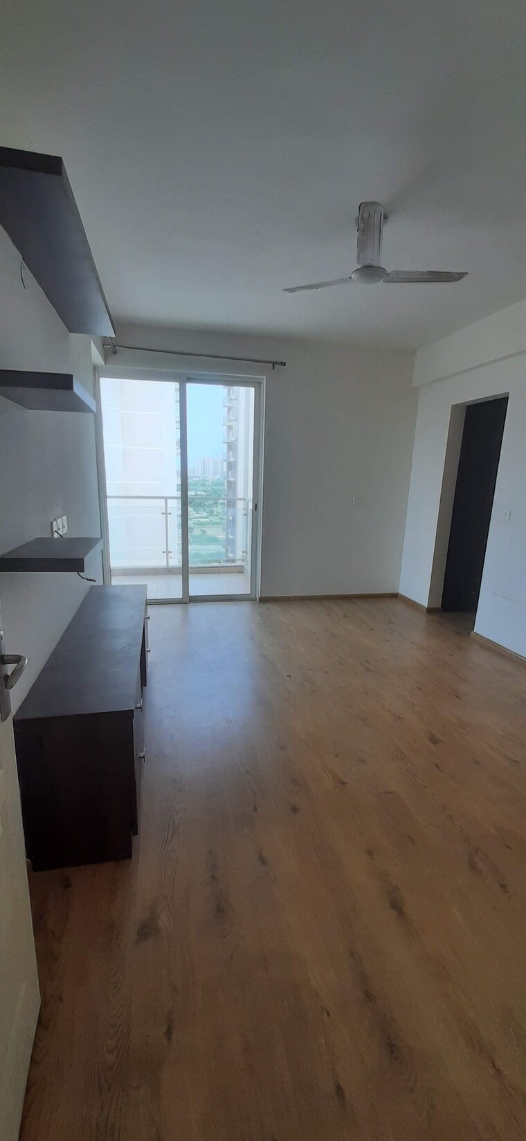 Kitchen, experion-the-heart-song 3 Bedroom 2003 Sq.Ft. Apartment In Sector 108 Gurgaon 9494015