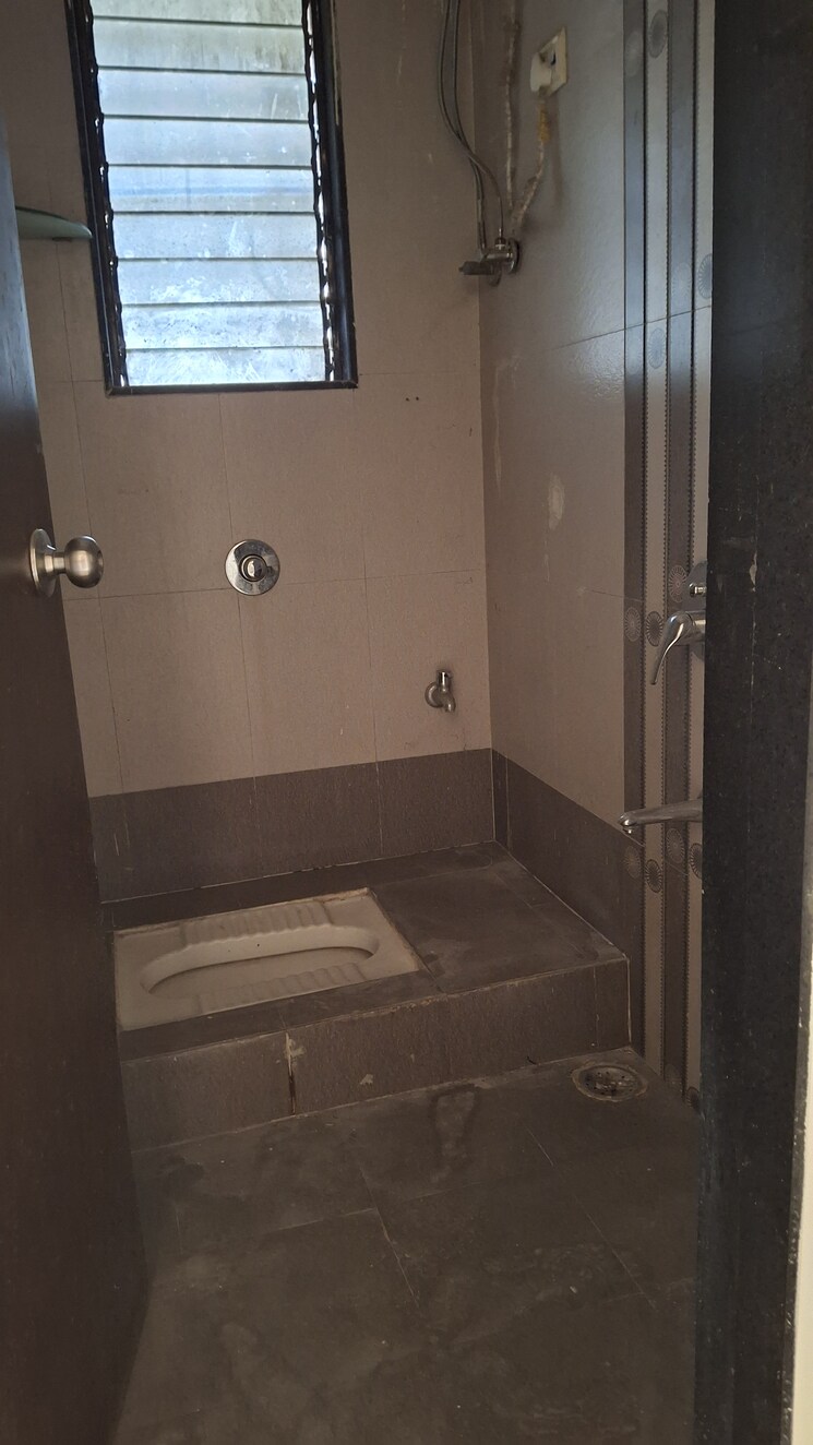 Bathroom, shreeji-aradhan 2 Bedroom 1000 Sq.Ft. Apartment In Ulwe Navi Mumbai 9494082