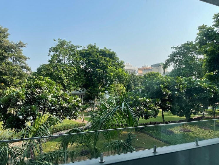 Garden, vipul-tatvam-villas 5 Bedroom 500 Sq.Yd. Villa In Sector 48 Gurgaon 9494086