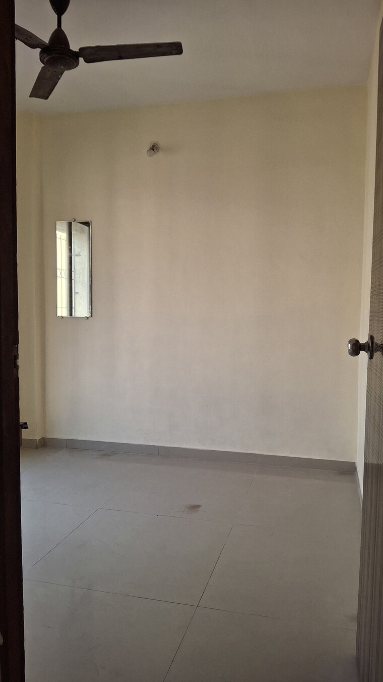 Room, shreeji-aradhan 2 Bedroom 1000 Sq.Ft. Apartment In Ulwe Navi Mumbai 9494082