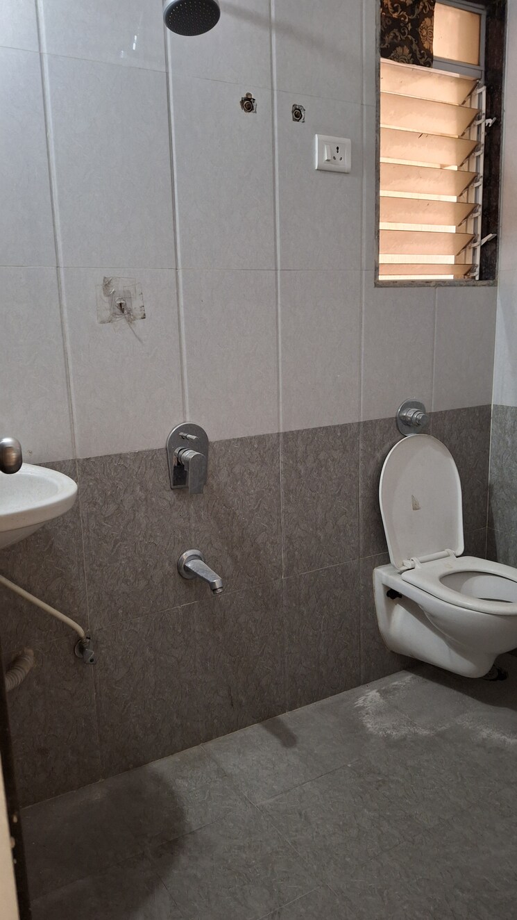 Bathroom, tapovan-aura 2 Bedroom 645 Sq.Ft. Apartment In Ulwe Sector 9 Navi Mumbai 9494113