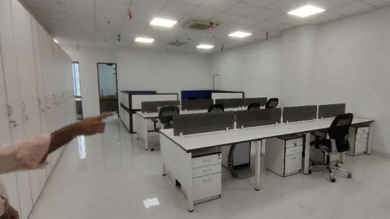 Team Area, baba-house Commercial Office Space 900 Sq.Ft. In Andheri East Mumbai 9494093