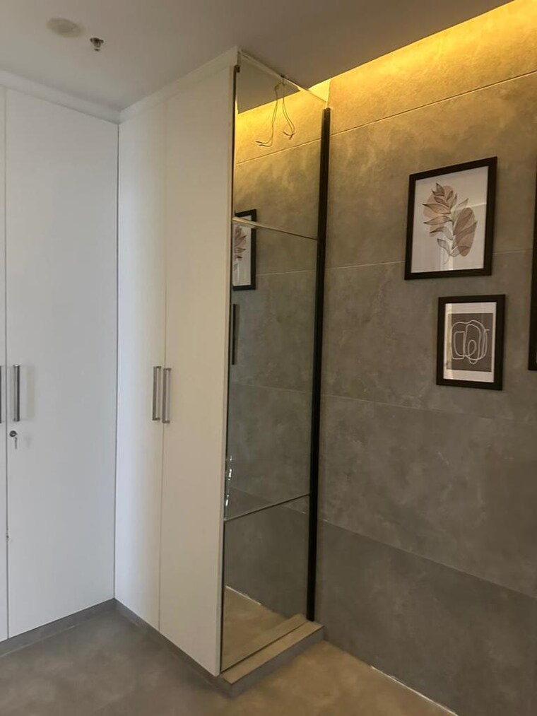 Bathroom, vipul-tatvam-villas 6 Bedroom 1000 Sq.Yd. Villa In Sector 48 Gurgaon 9494129