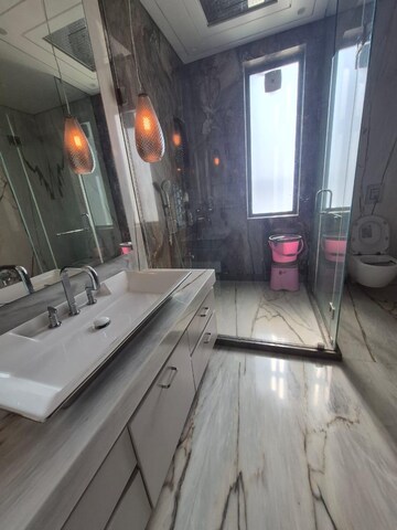 Bathroom in 4 BHK Apartment at Worli – for Rent