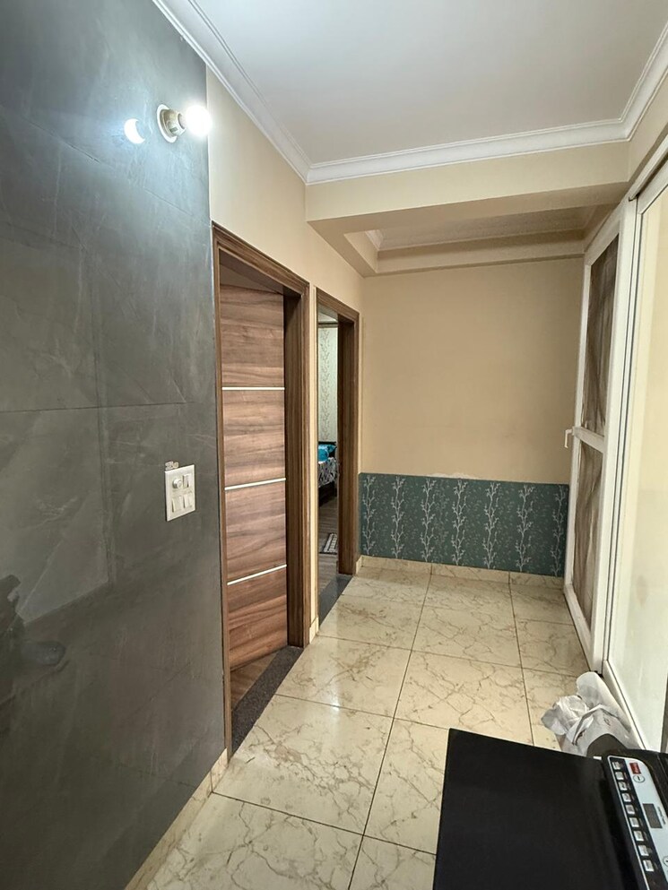 undefined, sector 55 2 Bedroom 180 Sq.Yd. Builder Floor In Sector 55 Gurgaon 9494147