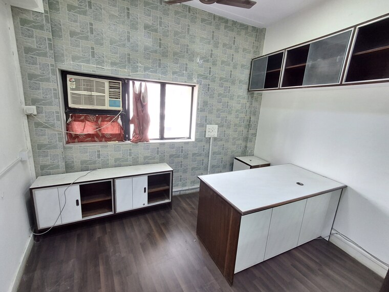 Master Plan, navjivan-commercial-premises Commercial Office Space 210 Sq.Ft. In Lamington Road Mumbai 9494207