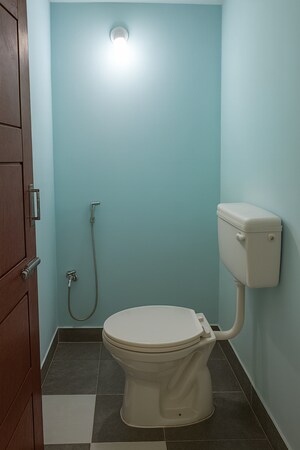 Bathroom in 5 BHK Independent House at South Bangalore – for Sale