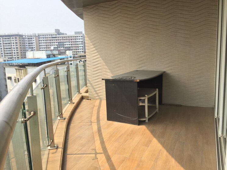 Balcony, sindhi-society 3 Bedroom 1950 Sq.Ft. Apartment In Chembur Mumbai 9494220