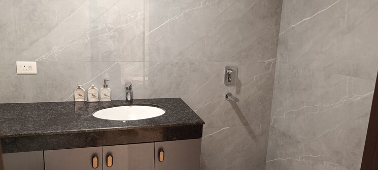 Bathroom, rishita-mulberry-heights 2 Bedroom 1051 Sq.Ft. Apartment In Sushant Golf City Lucknow 9494302