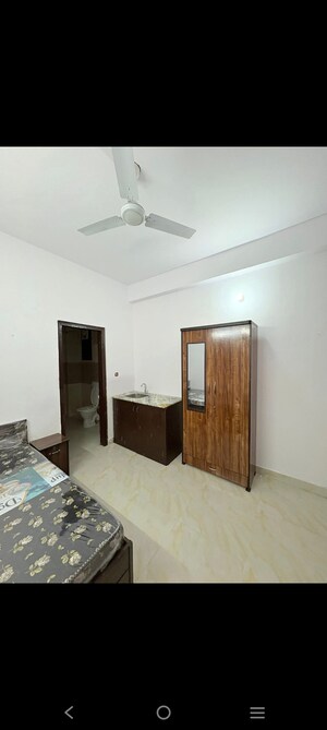 Room in 1 RK Builder Floor at Saket – for Rent