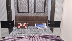 1 RK Builder Floor For Rent in Sector 24