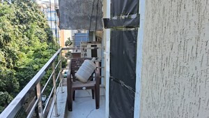 Balcony in 1 RK Builder Floor at Sector 24 – for Rent