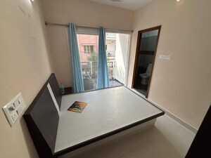Room in 1 BHK Apartment at Shantee Meera Avenue, Vasai East – for Rent