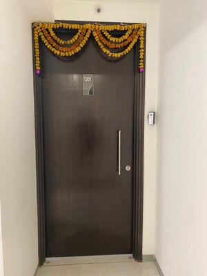 Furnished Amenities in 2 BHK Apartment at L & T Seawoods Residences Phase 1 Part A, Seawoods – for Rent