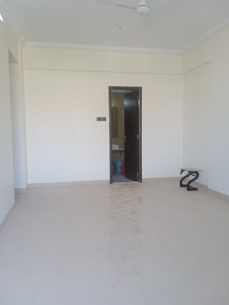 Room, satellite-royale 2 Bedroom 1050 Sq.Ft. Apartment In Goregaon East Mumbai 9494455