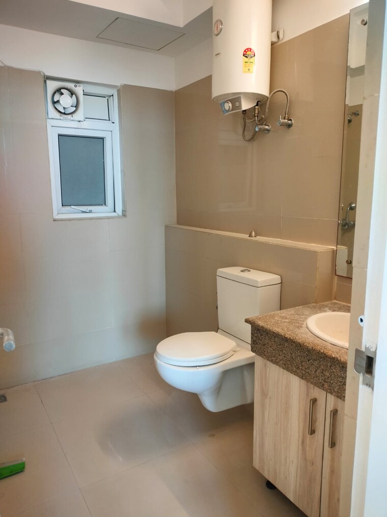Bathroom, pioneer-park-phase-1 3 Bedroom 3000 Sq.Ft. Apartment In Sector 61 Gurgaon 9494445