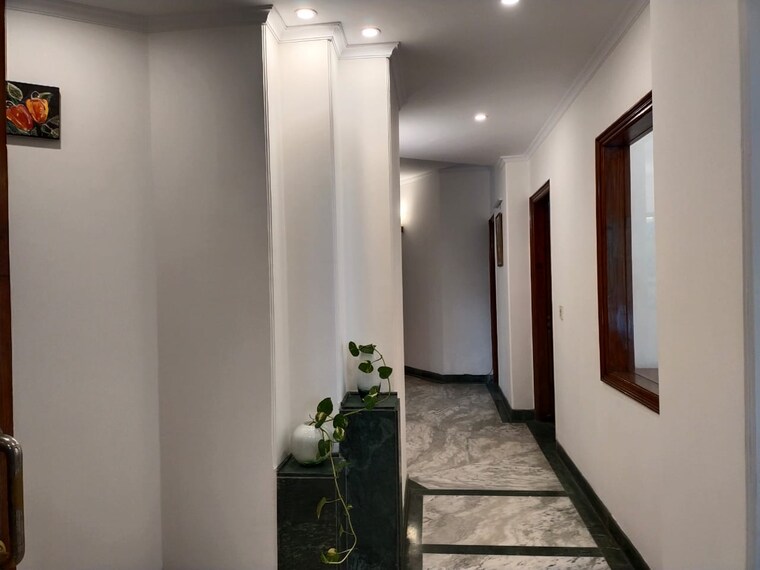 Living Room, nehru enclave 3 Bedroom 3000 Sq.Ft. Builder Floor In Nehru Enclave Delhi 9494460