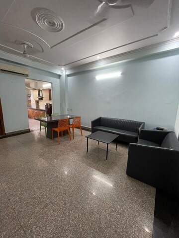 Living Room in 3 BHK Builder Floor at Sector 42 – for Rent