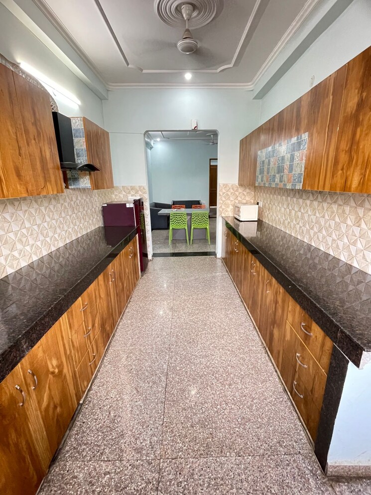 Kitchen, sector 42 3 Bedroom 1800 Sq.Ft. Builder Floor In Sector 42 Gurgaon 9494506