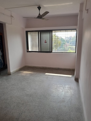 Room in 1 BHK Apartment at Raj Vaibhav Park, Titwala – for Sale