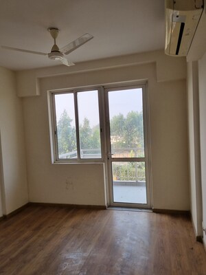 Room in 2 BHK Apartment at M3M Woodshire, Sector 107 – for Sale