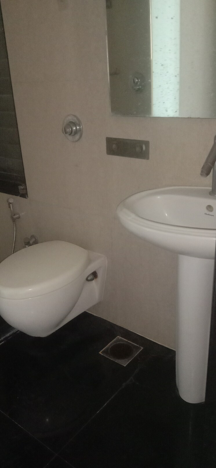 Bathroom, satellite-tower 2 Bedroom 1325 Sq.Ft. Apartment In Goregaon East Mumbai 9494535