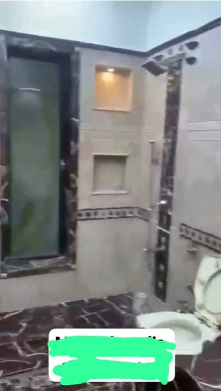 Bathroom, chembur 3 Bedroom 2600 Sq.Ft. Villa In Chembur Mumbai 9494490