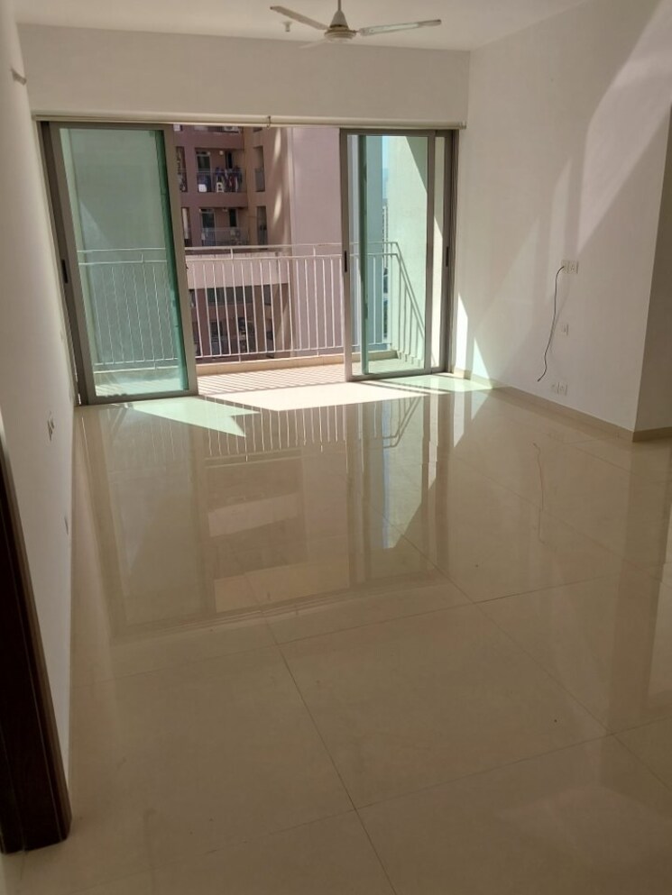Room, agile-sunrise 3 Bedroom 1525 Sq.Ft. Builder Floor In Kolshet Road Thane 9493948