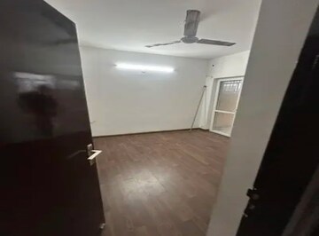 Bathroom in 3 BHK Builder Floor at BPTP Park Elite Floors, Sector 85 – for Sale