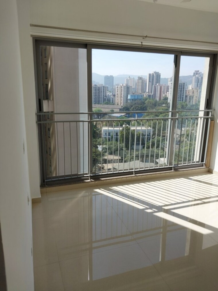 Room, agile-sunrise 3 Bedroom 1525 Sq.Ft. Builder Floor In Kolshet Road Thane 9493948