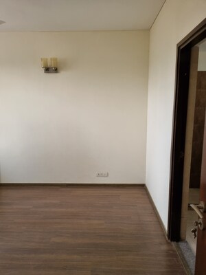 Room in 2 BHK Apartment at M3M Woodshire, Sector 107 – for Sale