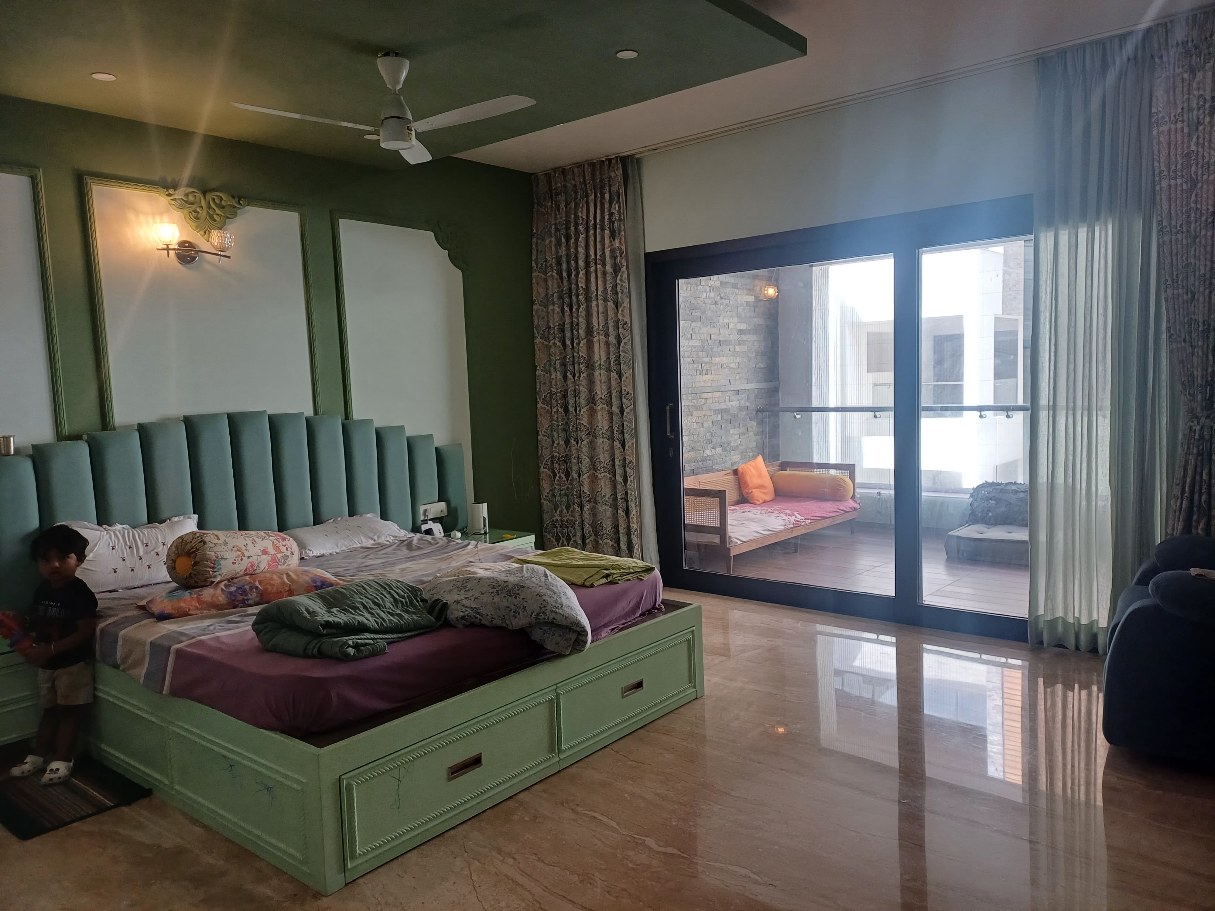 4 BHK + Servant Room Villa For Rent in Embassy Grove